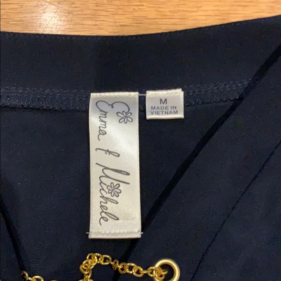 Beautiful navy dress with gold accents - Picture 4 of 5